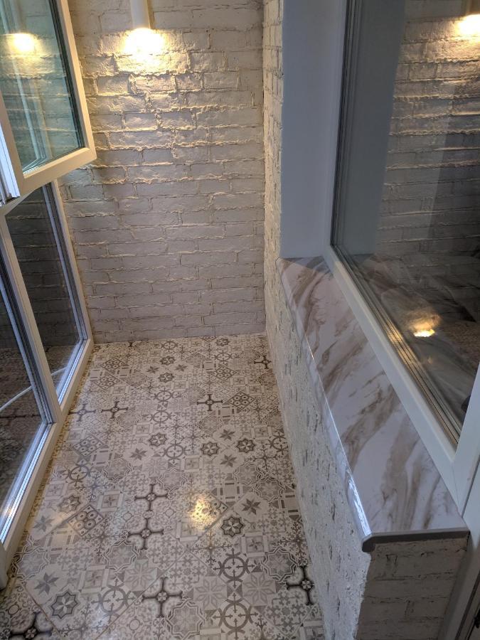 Cozy 75 apart in Center - 2х комнатная квартира в Центре Кропивницкого Кропивницький Екстер'єр фото