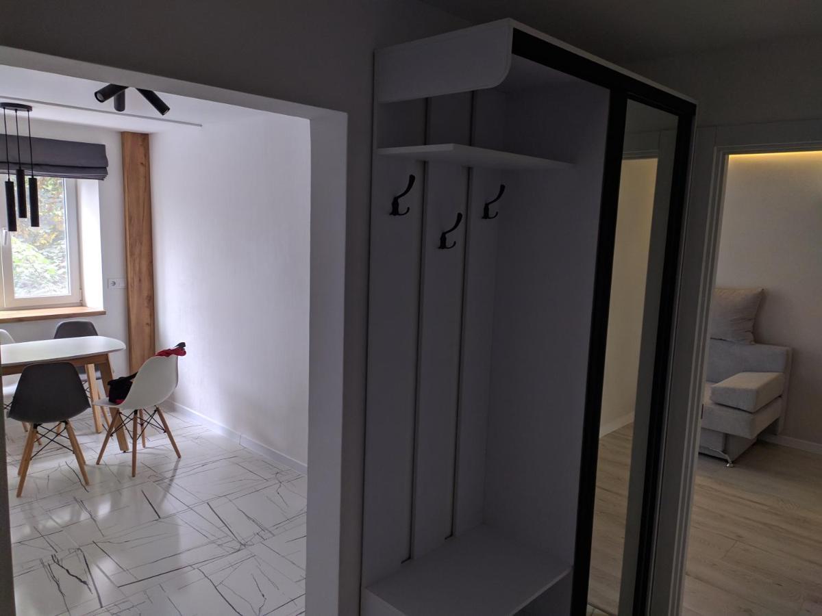 Cozy 75 apart in Center - 2х комнатная квартира в Центре Кропивницкого Кропивницький Екстер'єр фото