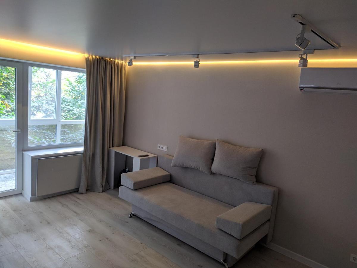 Cozy 75 apart in Center - 2х комнатная квартира в Центре Кропивницкого Кропивницький Екстер'єр фото