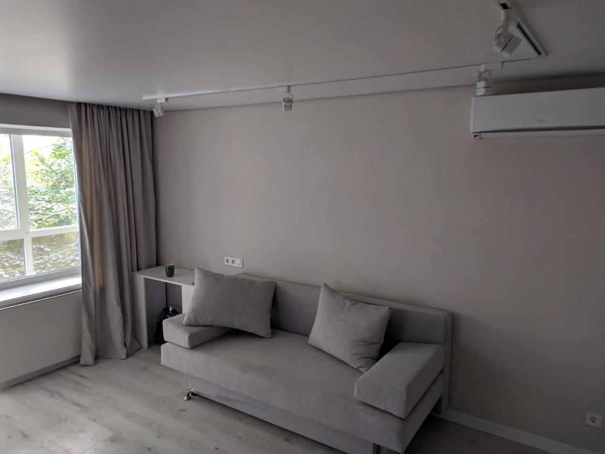 Cozy 75 apart in Center - 2х комнатная квартира в Центре Кропивницкого Кропивницький Екстер'єр фото